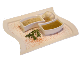 Маринад светло-зеленого цвета с мягким вкусом чеснока, трав и с тонкой нотой розмарина